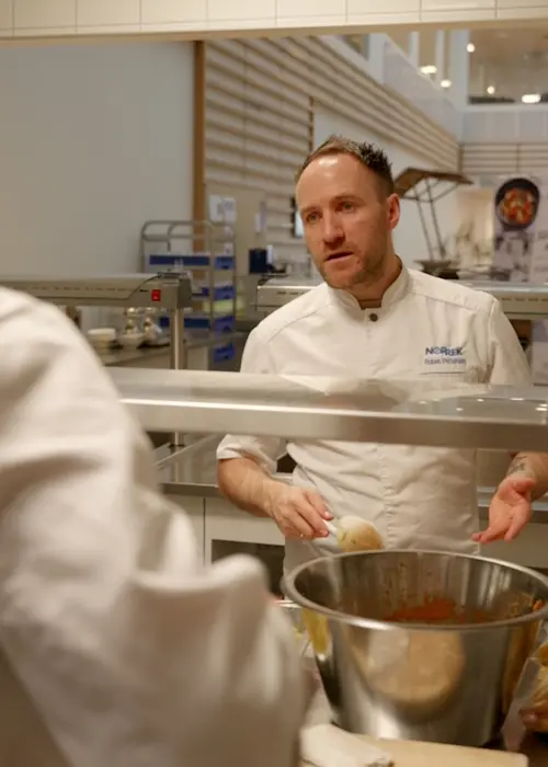 Ruben Pettersen hos Norrek på kundebesøk