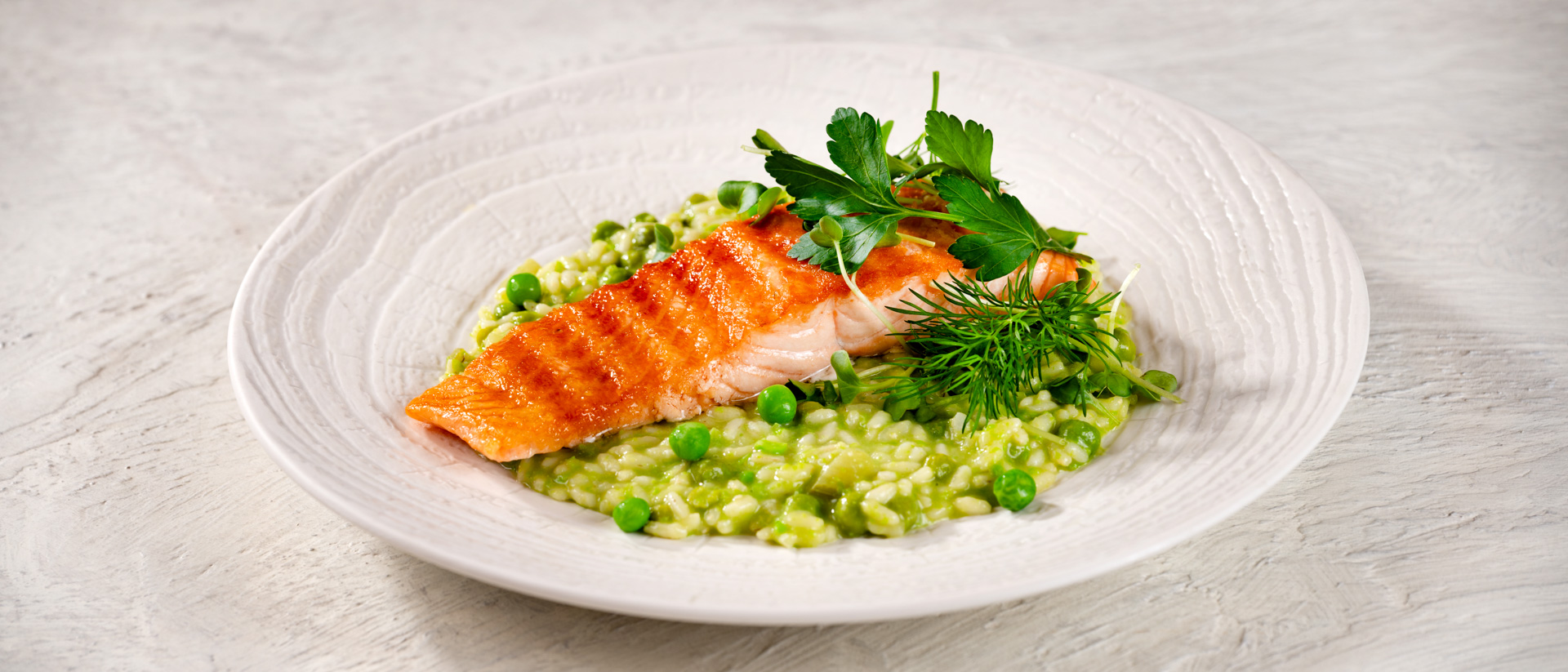 Laks og erterisotto 21x9.jpg